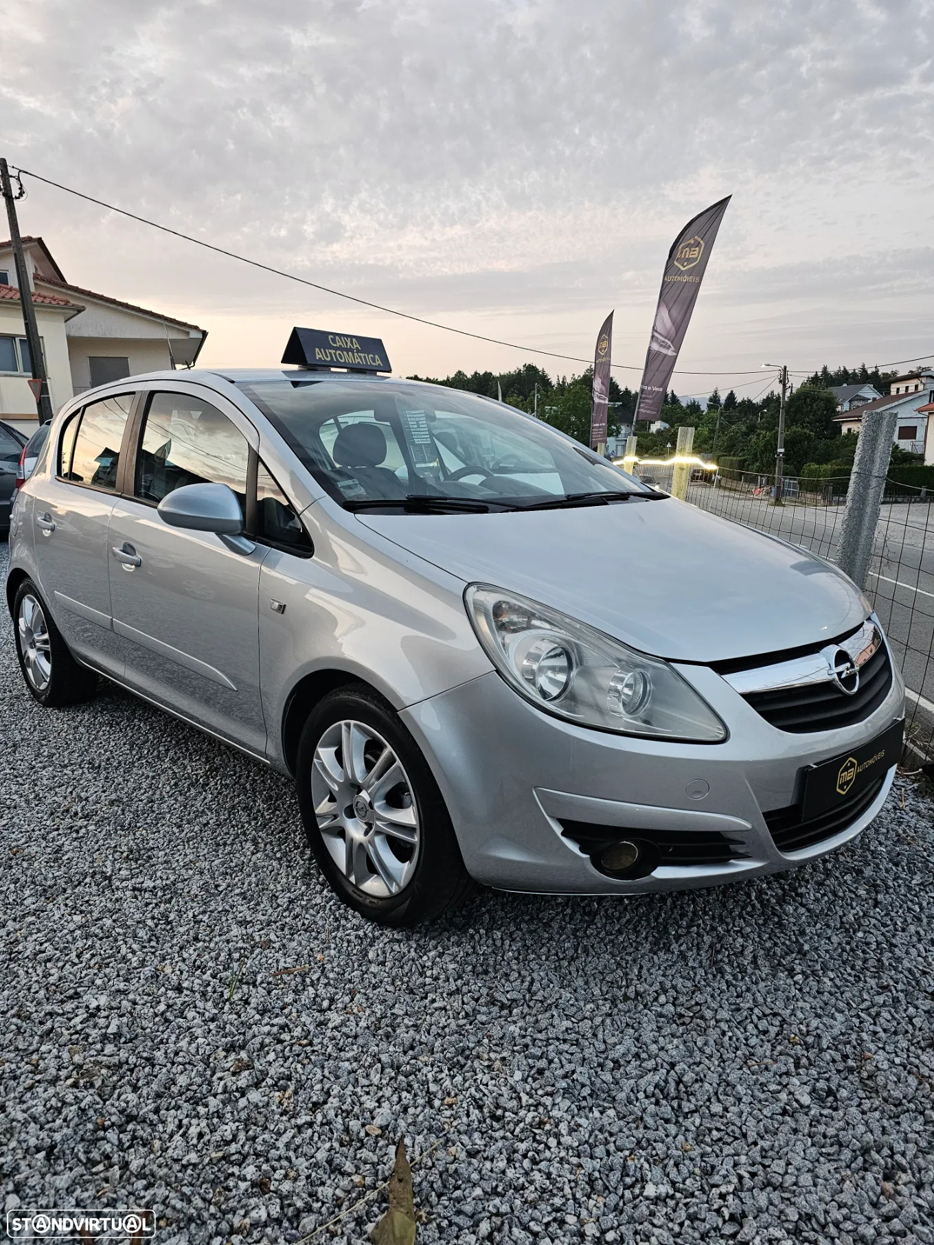 Opel Corsa 1.2 Twin Silver Plus 16 Easytronic - 2