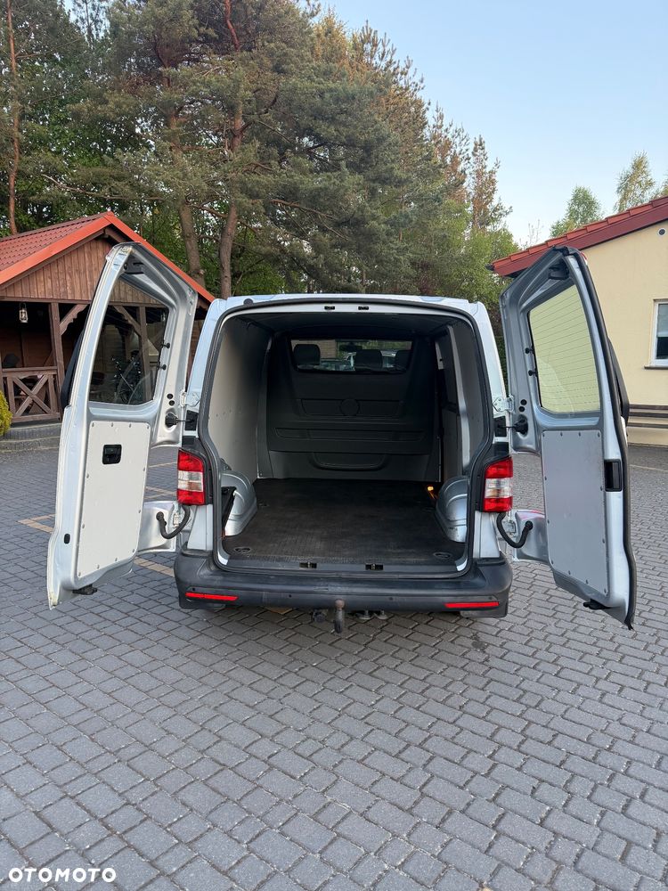 Volkswagen Transporter - 22