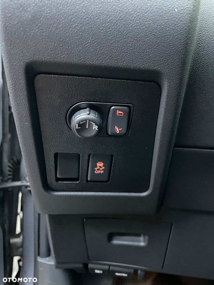 Nissan Qashqai 1.7 dCi Xtronic ALL-MODE 4x4i TEKNA+ - 13