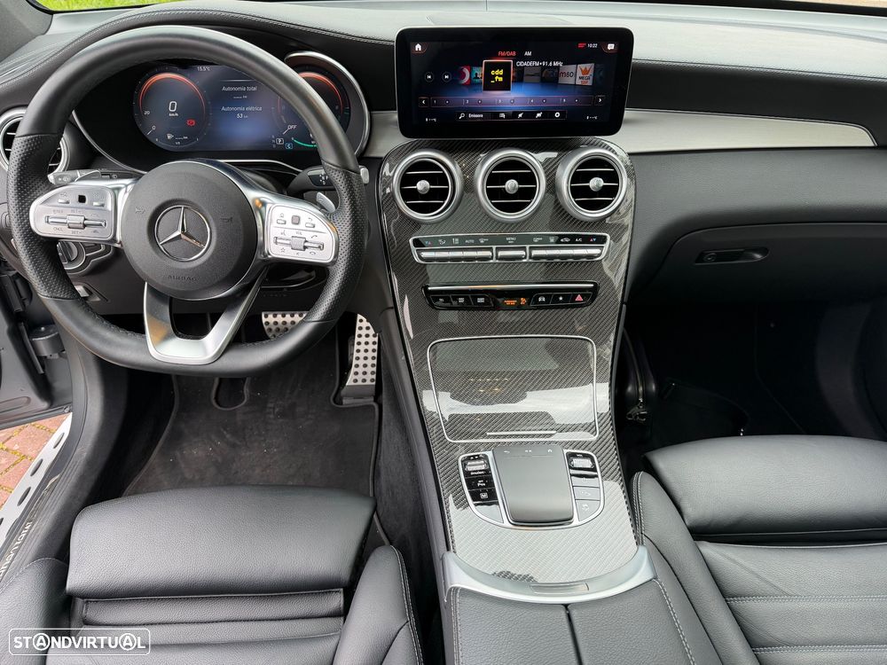Mercedes-Benz GLC 300 de 4Matic 9G-TRONIC AMG Line Plus - 30