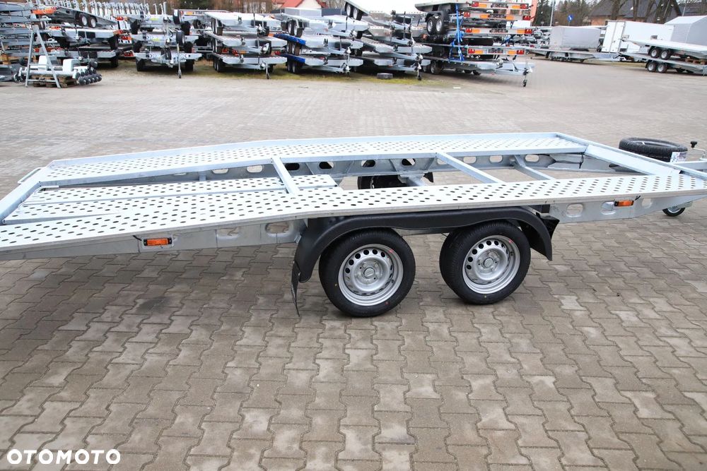 Inny Gala TAURUS T5027SL 5 x 2.05 m DMC 2700kg Koła 195R13C - 15