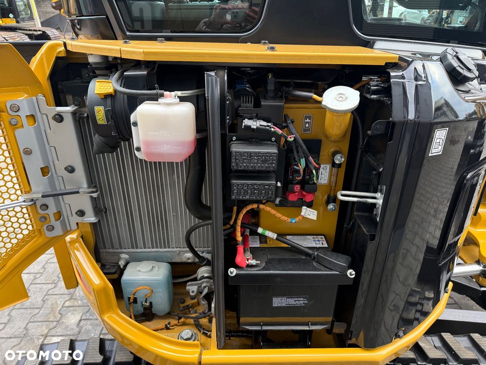 Caterpillar Caterpillar MINIKOPARKA CAT CATERPILLAR 302.7 CR 302 302.7CR 301, 303, 2022 R. - 18