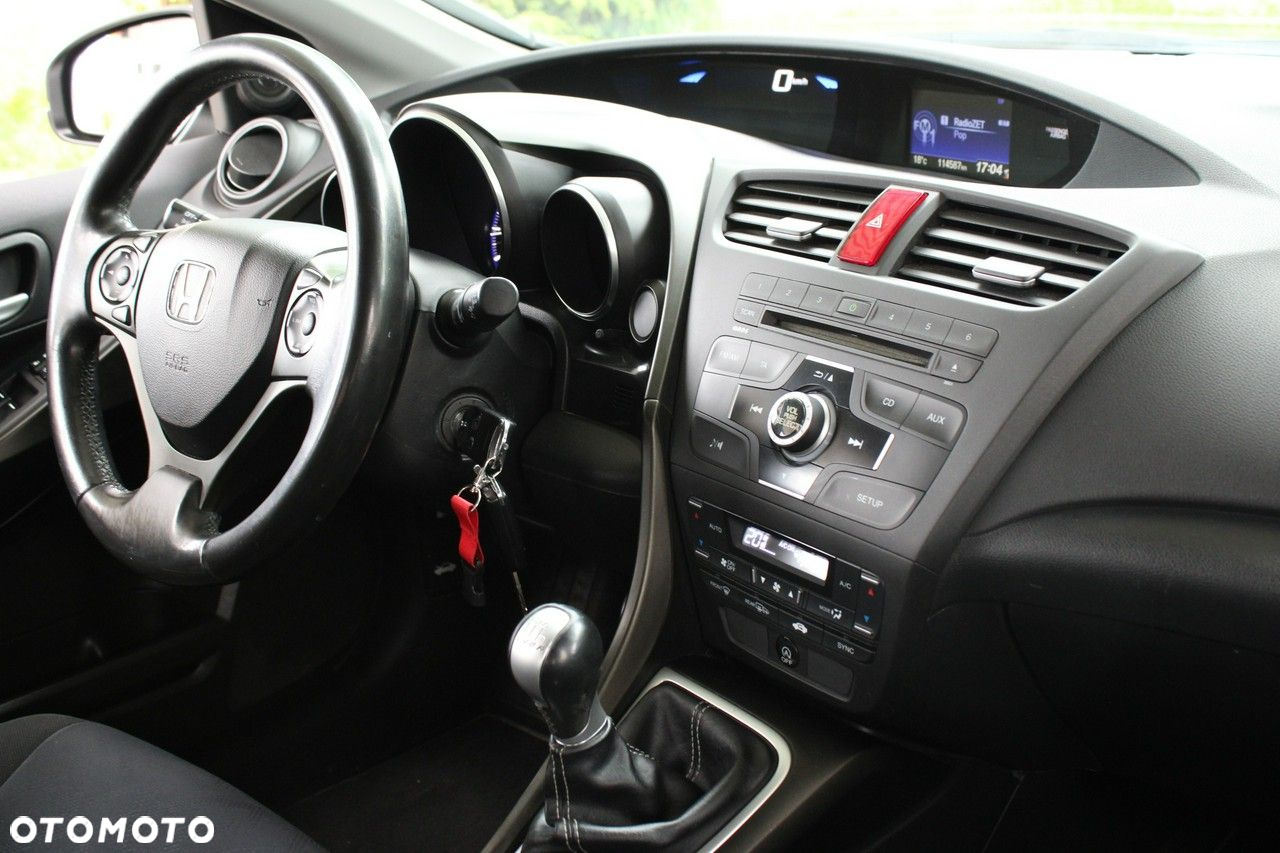 Honda Civic 1.8 i-VTEC Sport - 23