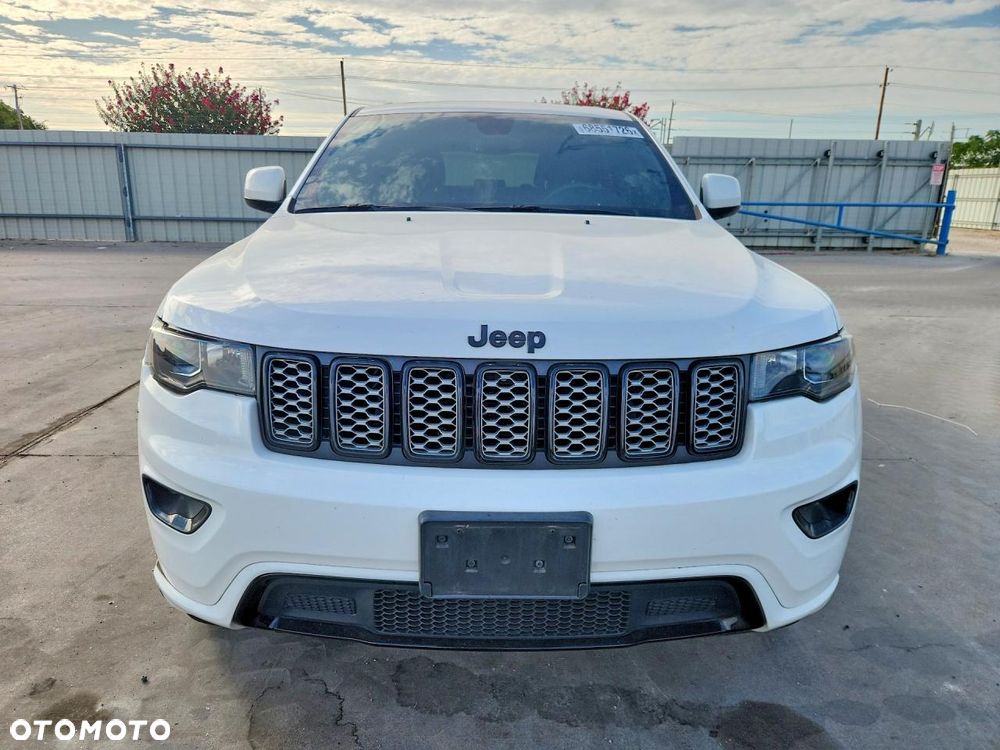 Jeep Grand Cherokee - 6