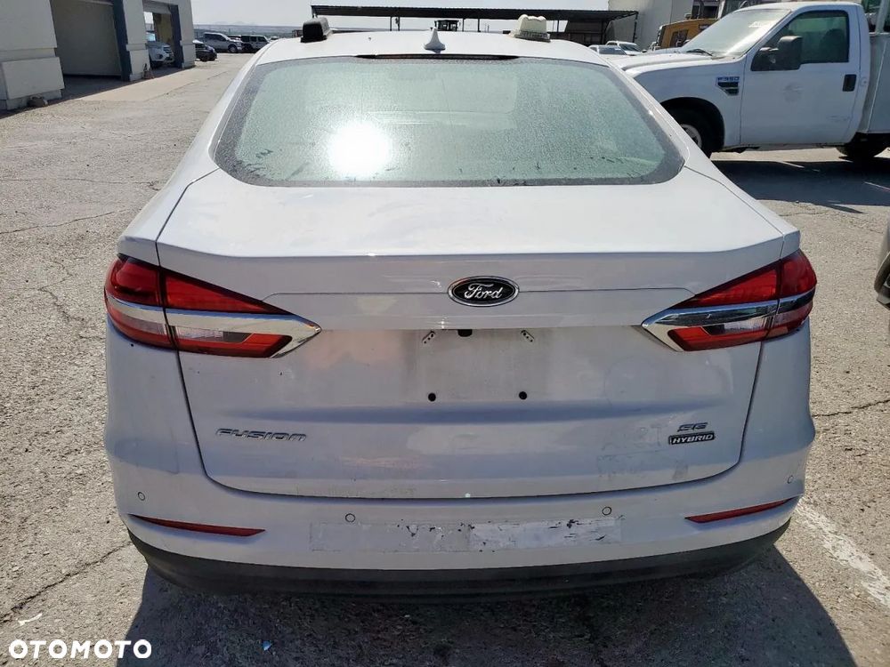 Ford Fusion 2.0 EcoBoost Titanium - 6