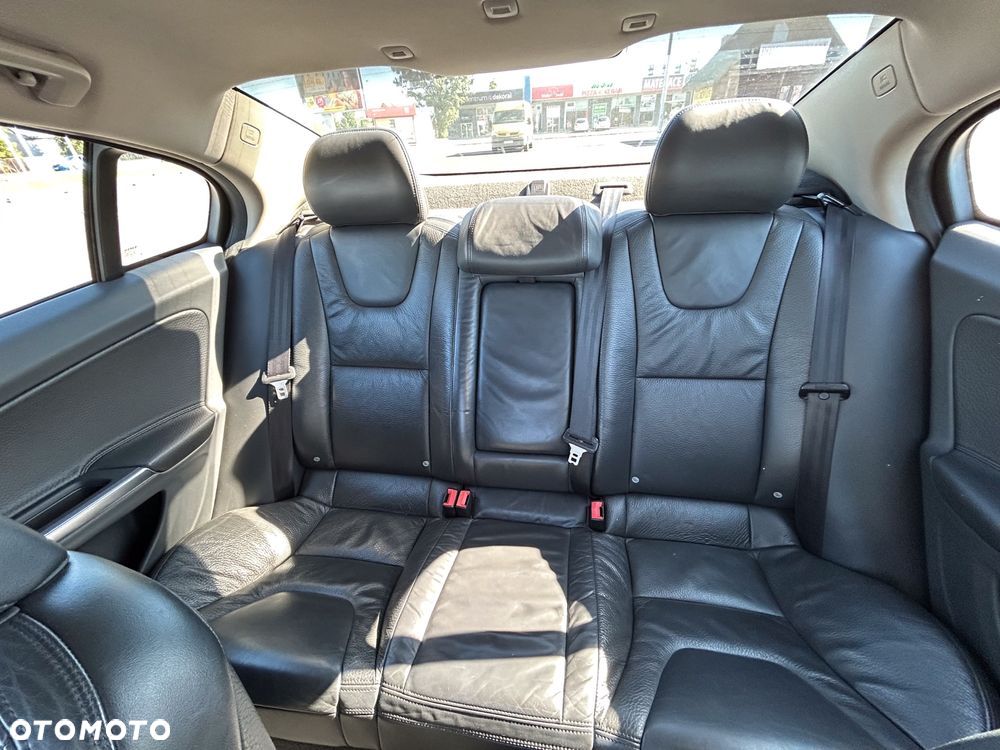 Volvo S60 DRIVe - 11