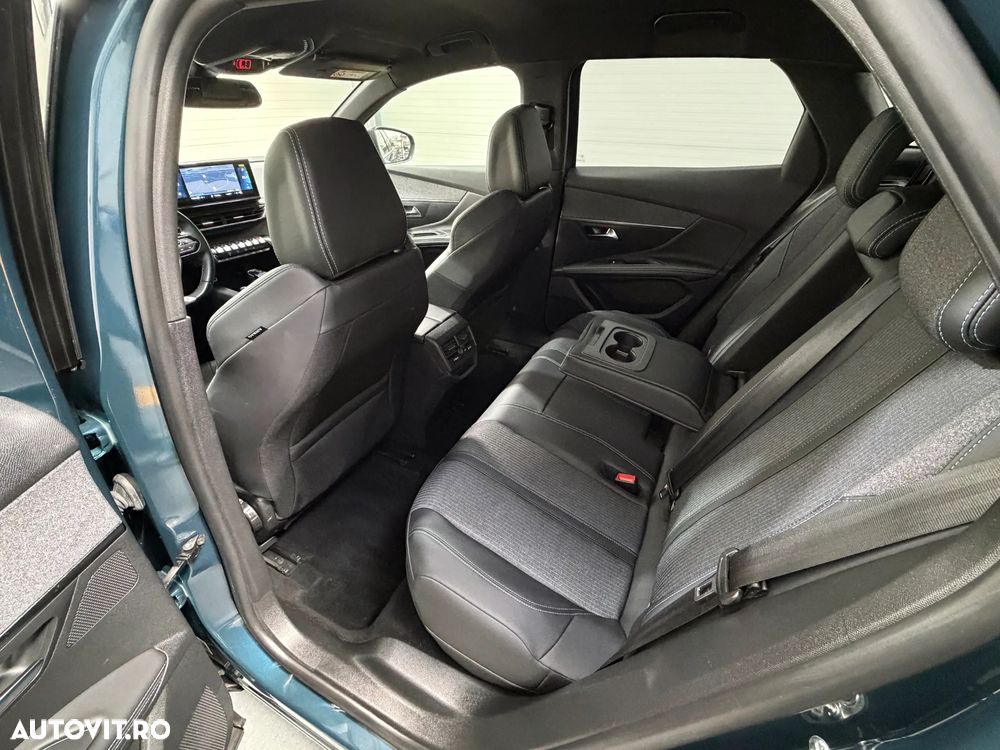 Peugeot 3008 PHEV EAT8 4X4 GT Pack - 20