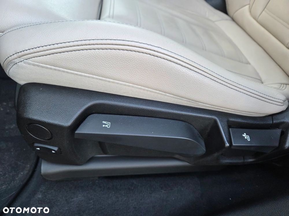 BMW X3 xDrive20i xLine - 16