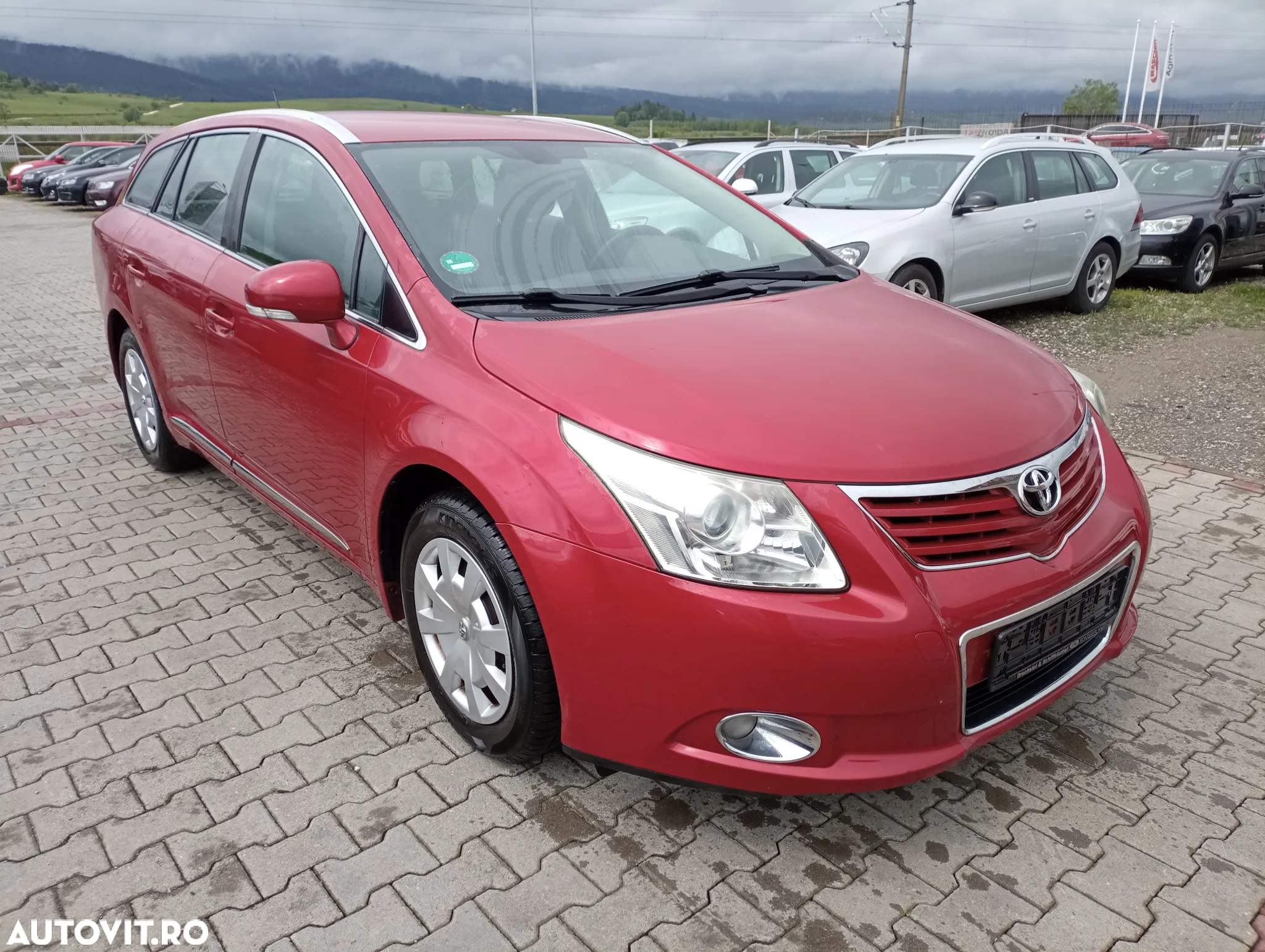 Toyota Avensis - 2