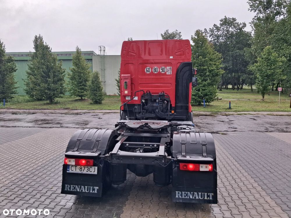 Renault Premium - 8