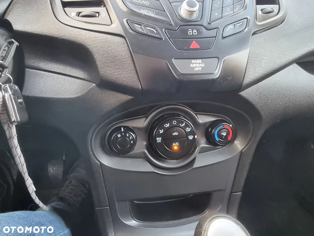 Ford Fiesta 1.6 Platinium X EU5 - 14