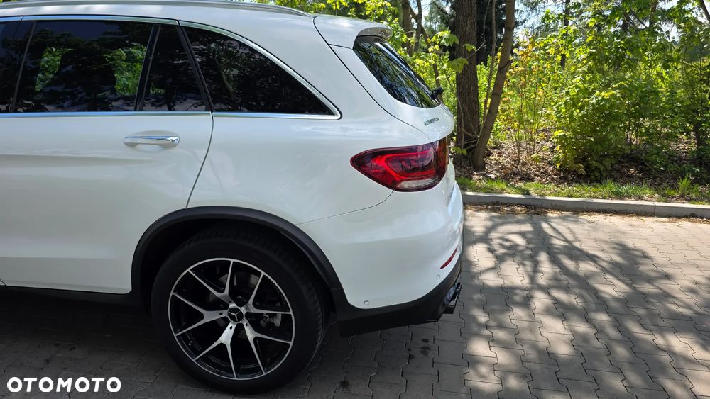 Mercedes-Benz GLC AMG 43 4Matic AMG Speedshift TCT 9G - 16