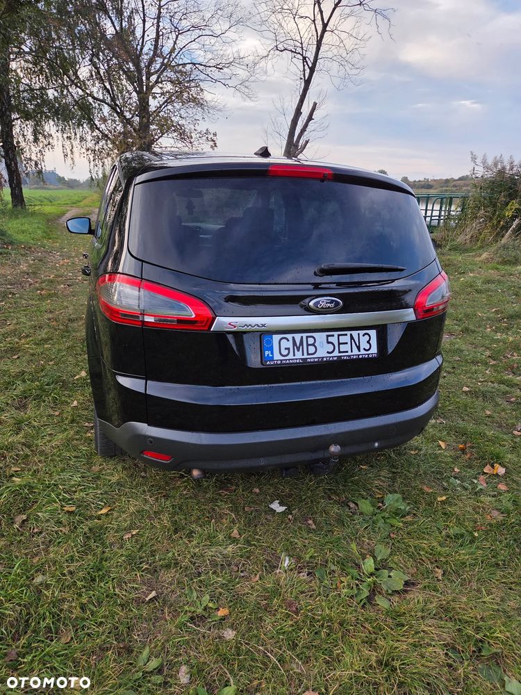 Ford S-Max - 13