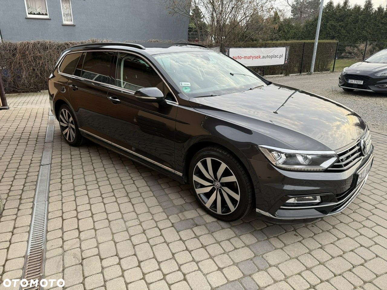 Volkswagen Passat Variant 1.6 TDI SCR DSG Comfortline - 4