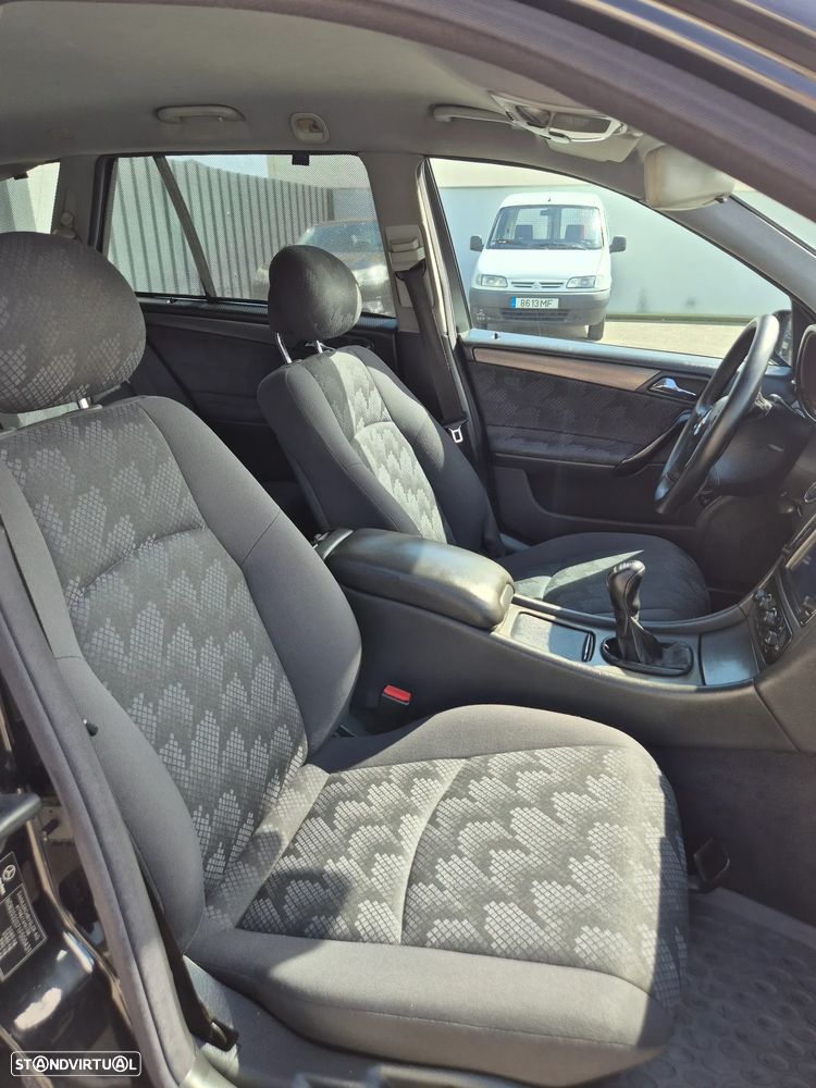 Mercedes-Benz C 200 CDi Avantgarde - 19