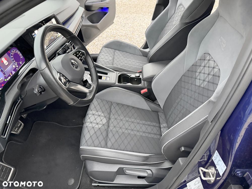 Volkswagen Golf 1.5 eTSI OPF DSG R-Line - 8