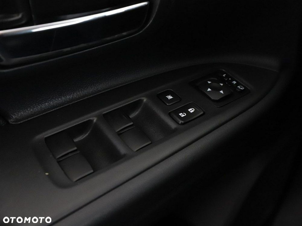 Mitsubishi Outlander - 37