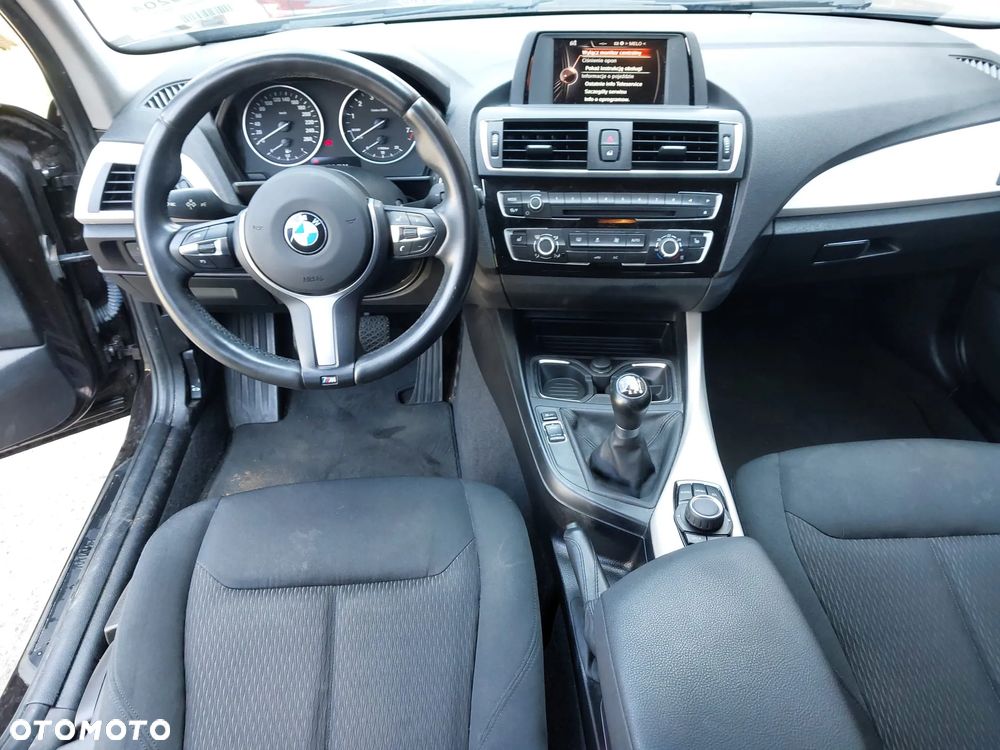 BMW Seria 1 116i - 11