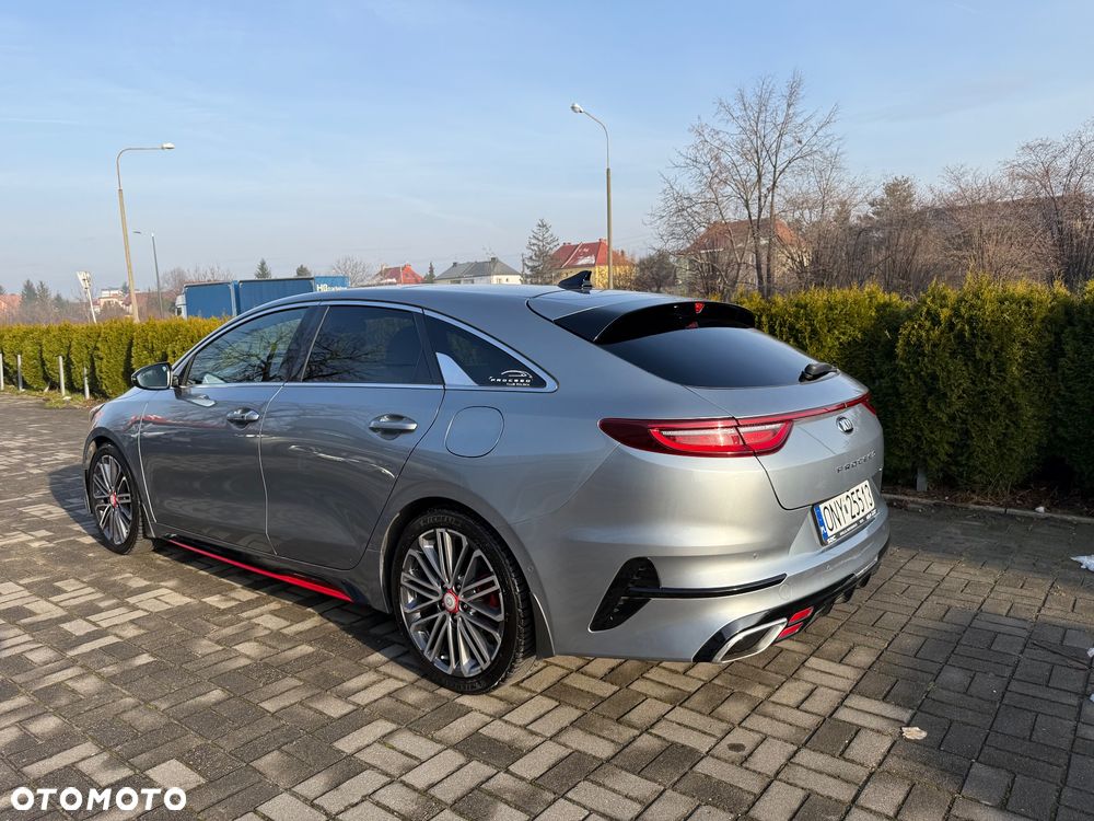 Kia ProCeed - 7