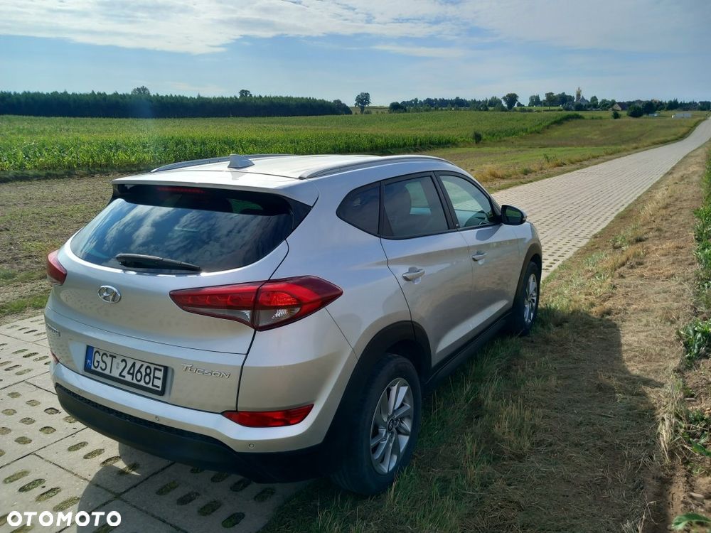 Hyundai Tucson 1.7 CRDI BlueDrive Style 2WD - 4