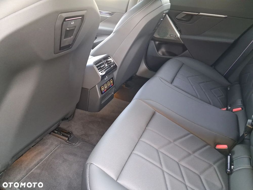 BMW Seria 5 520d xDrive mHEV M Sport - 11
