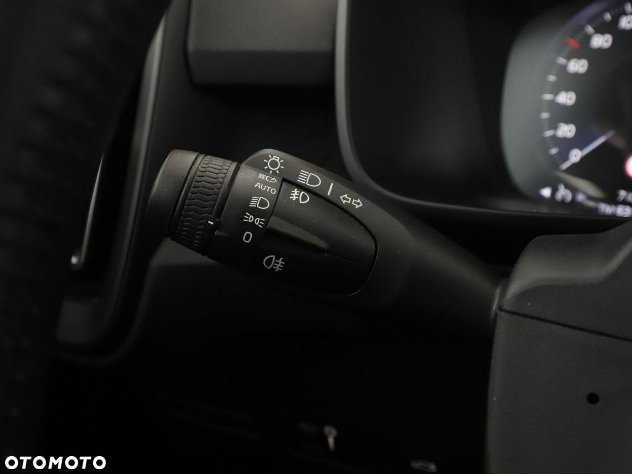 Volvo XC 40 T2 Core - 33