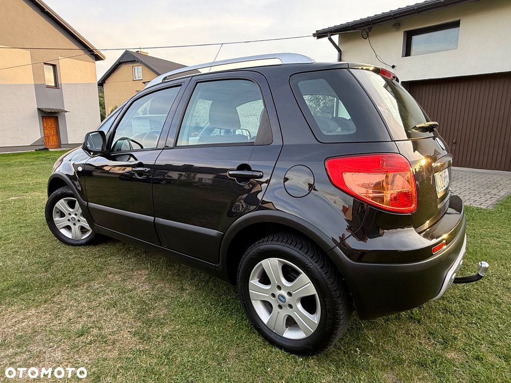 Fiat Sedici 1.6 16V 4x4 Luxury - 8