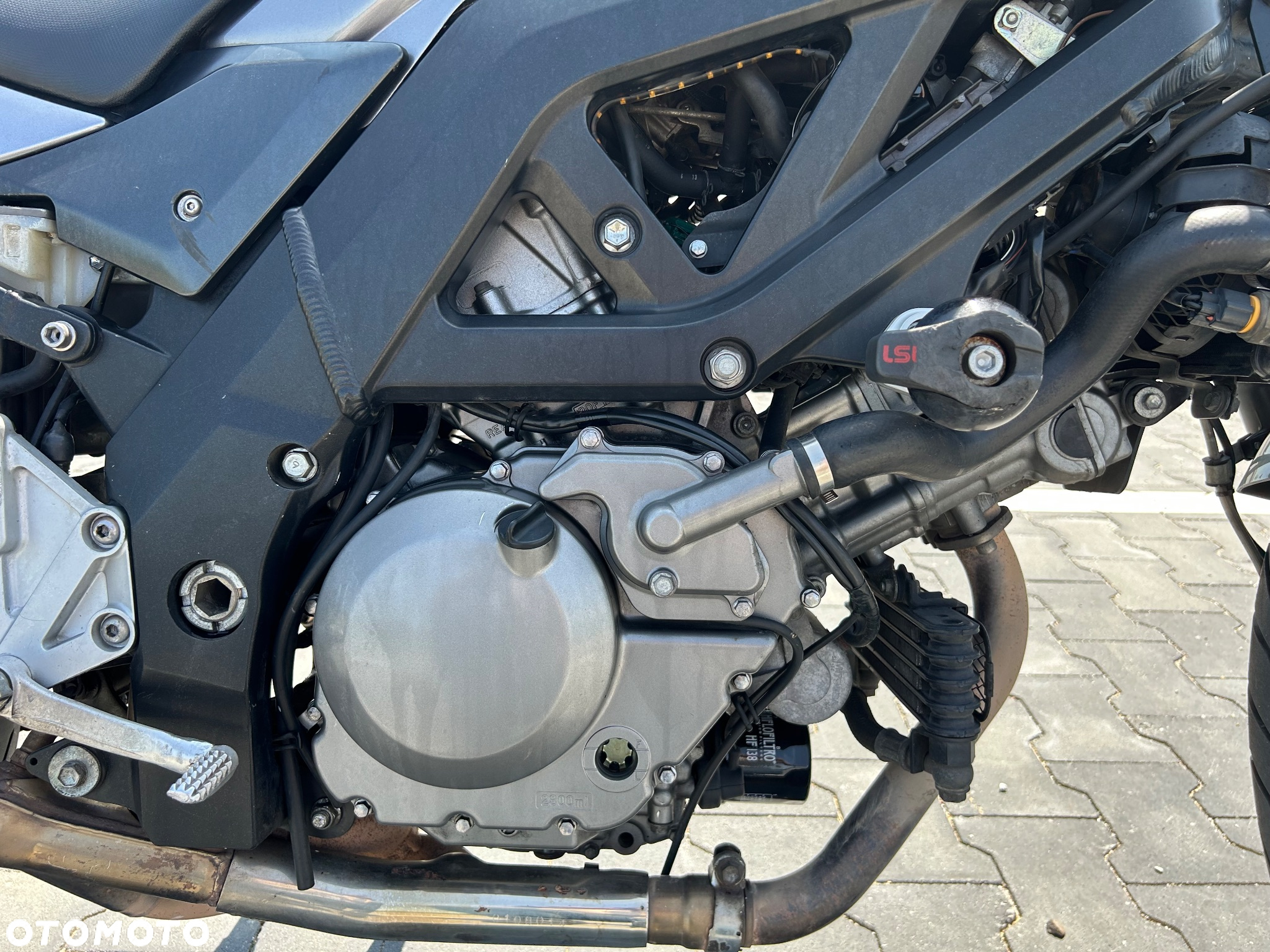 Suzuki SV - 12
