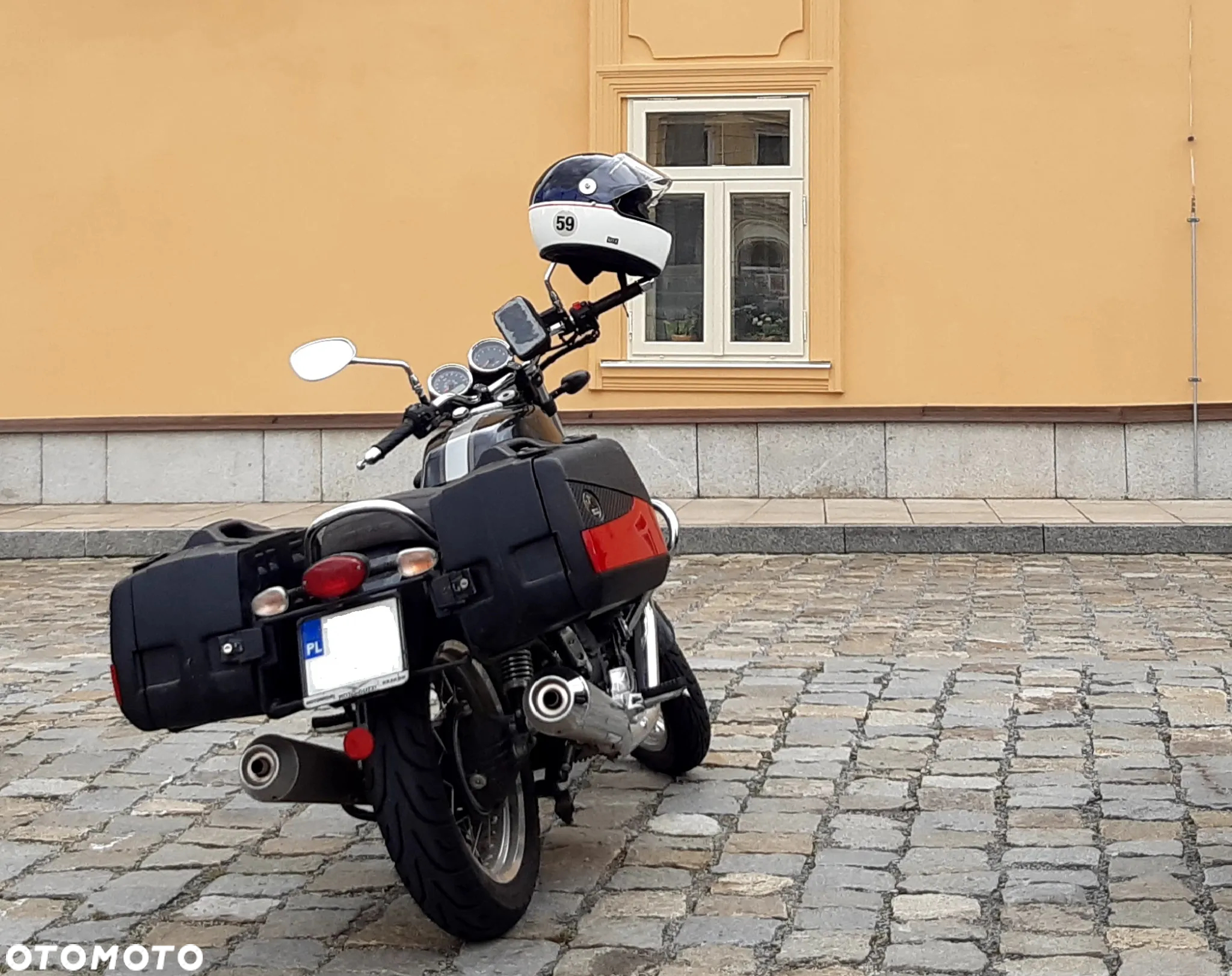 Moto Guzzi V7 - 3