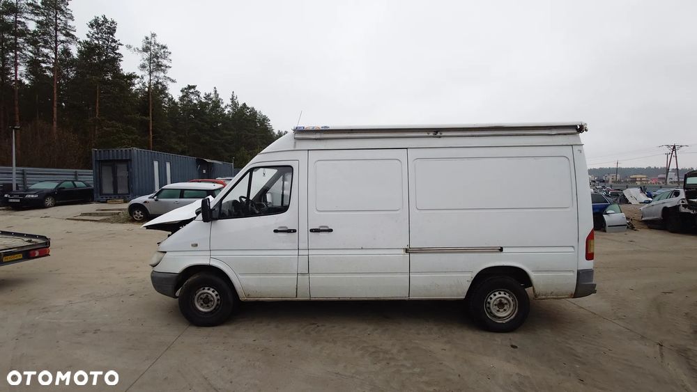Mercedes Sprinter 03R 2.2 80 KW NA CZĘŚCI - 2