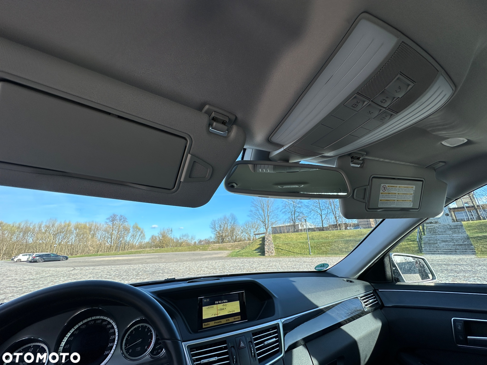 Mercedes-Benz Klasa E 200 BlueEFFICIENCY 7G-TRONIC Avantgarde - 30
