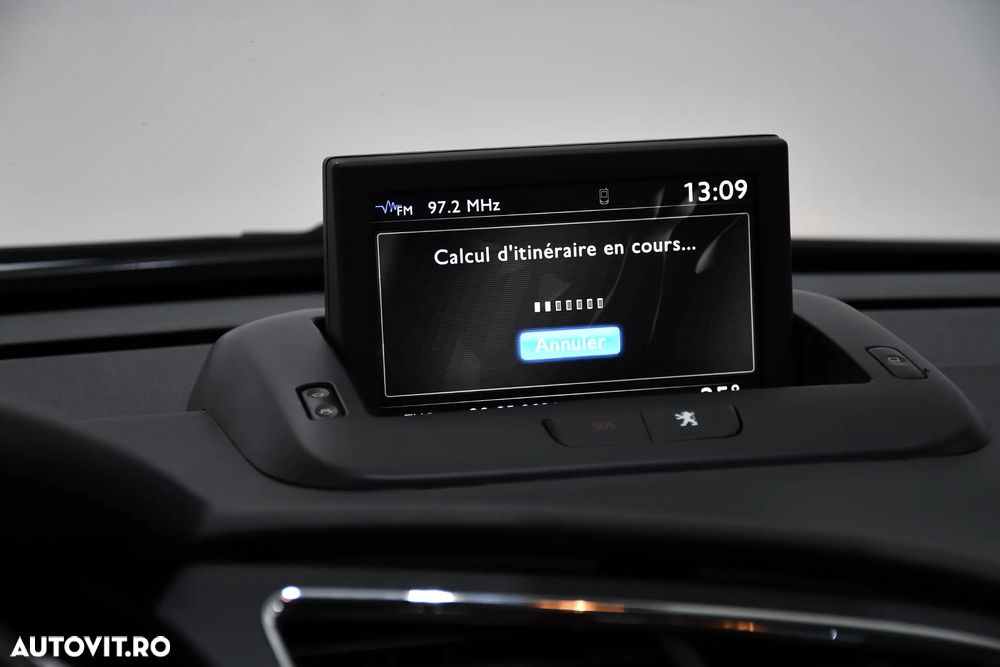Peugeot 3008 HYbrid4 - 20