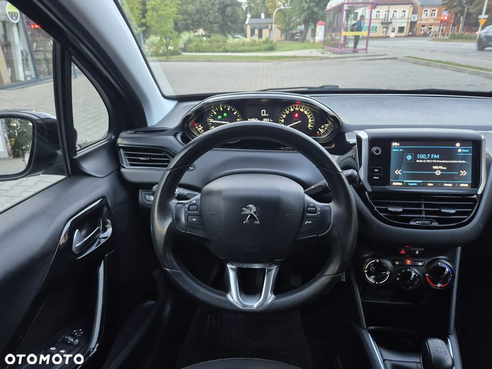 Peugeot 208 PureTech 82 Start & Stop Allure - 26