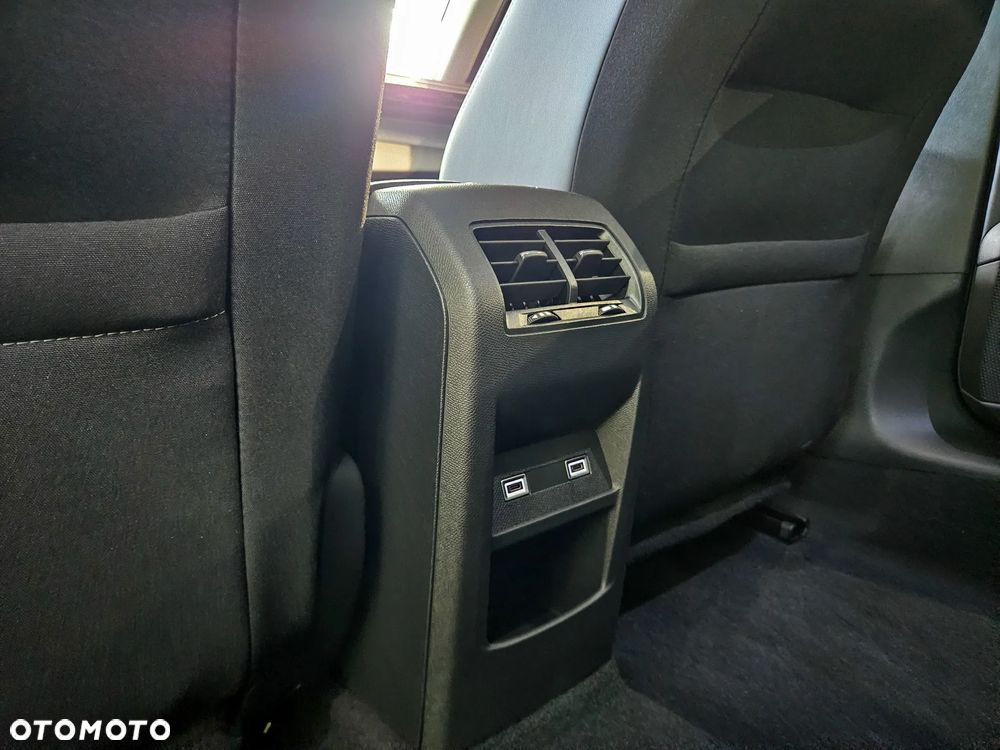 Peugeot 408 1.2 PureTech Allure S&S EAT8 - 11