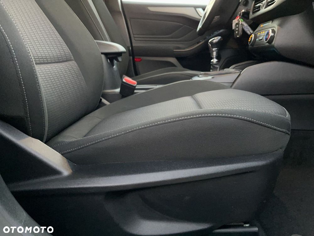 Ford Focus - 21