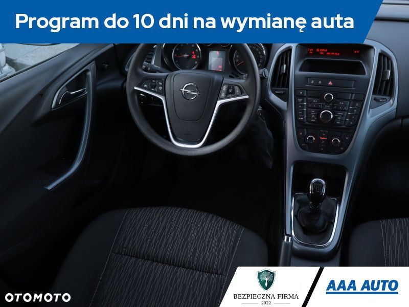 Opel Astra - 9