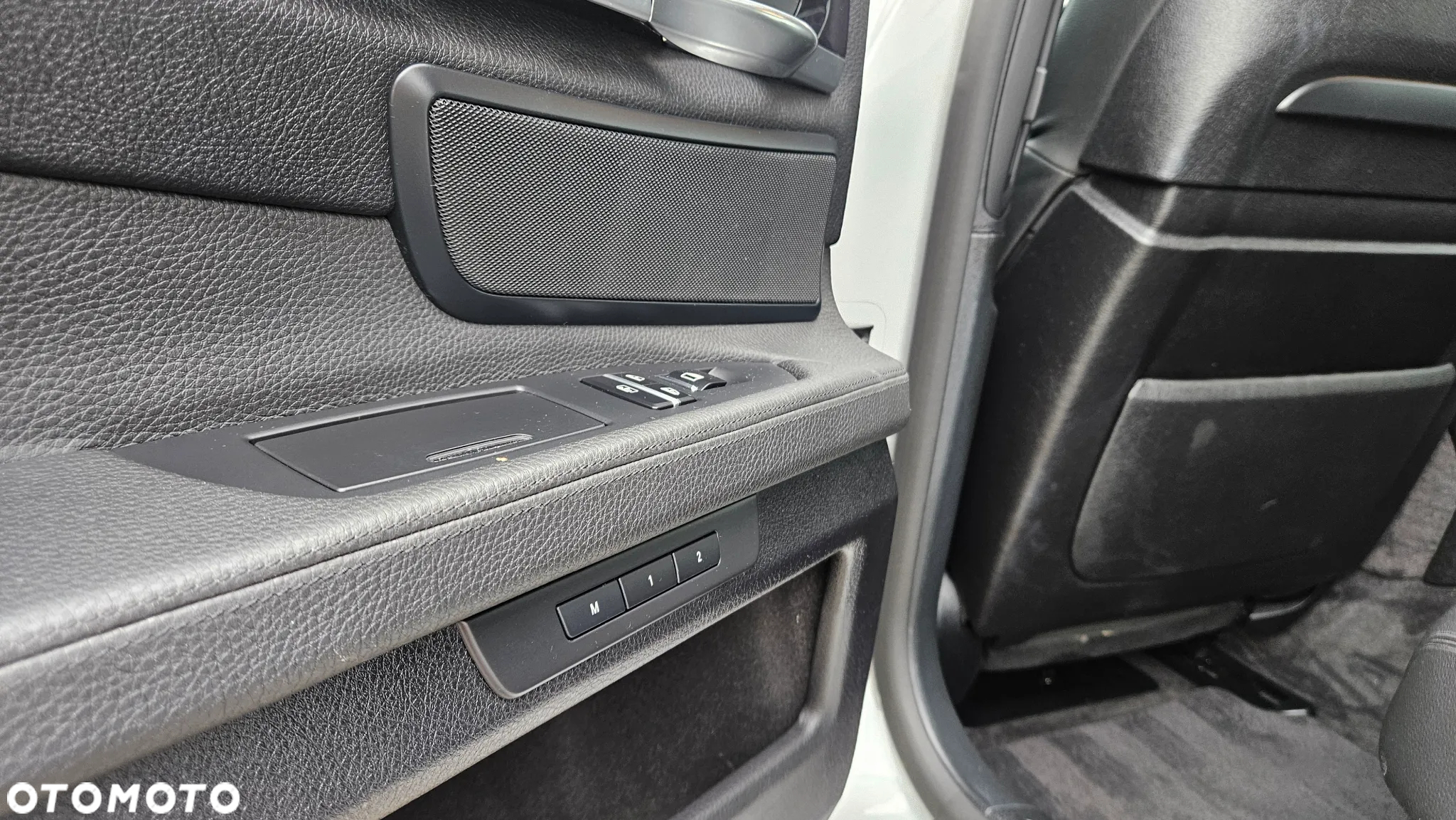 BMW Seria 7 730d - 31