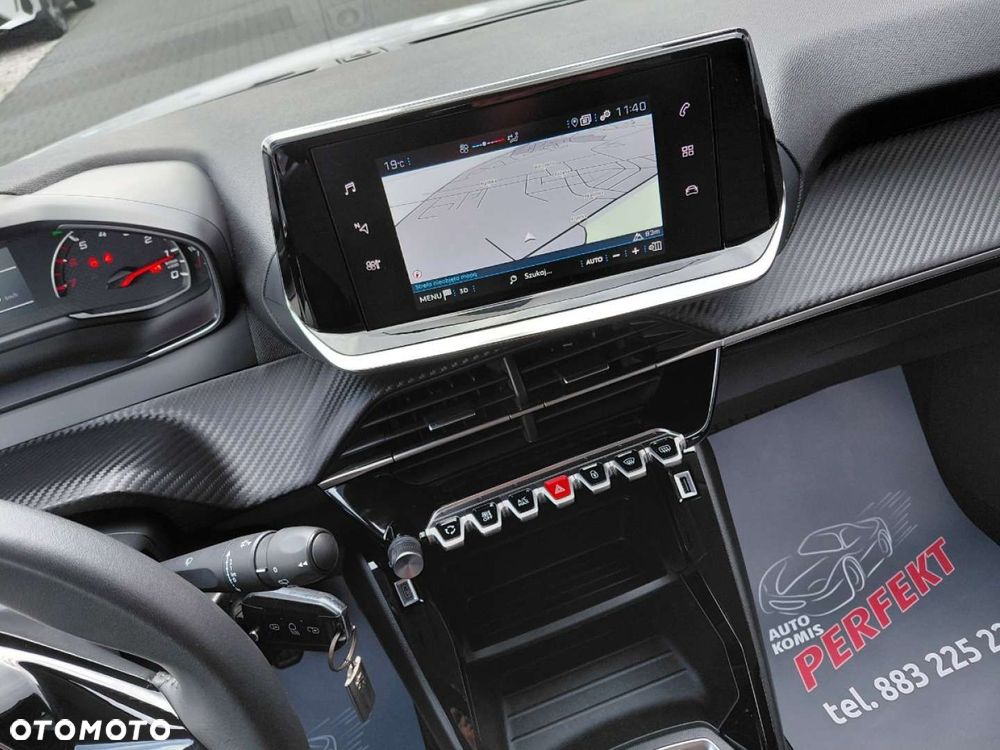 Peugeot 208 - 21