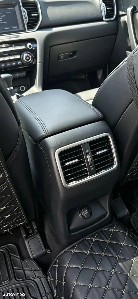 Kia Sportage 1.6 T-GDI 7DCT 4x4 GT Line - 11