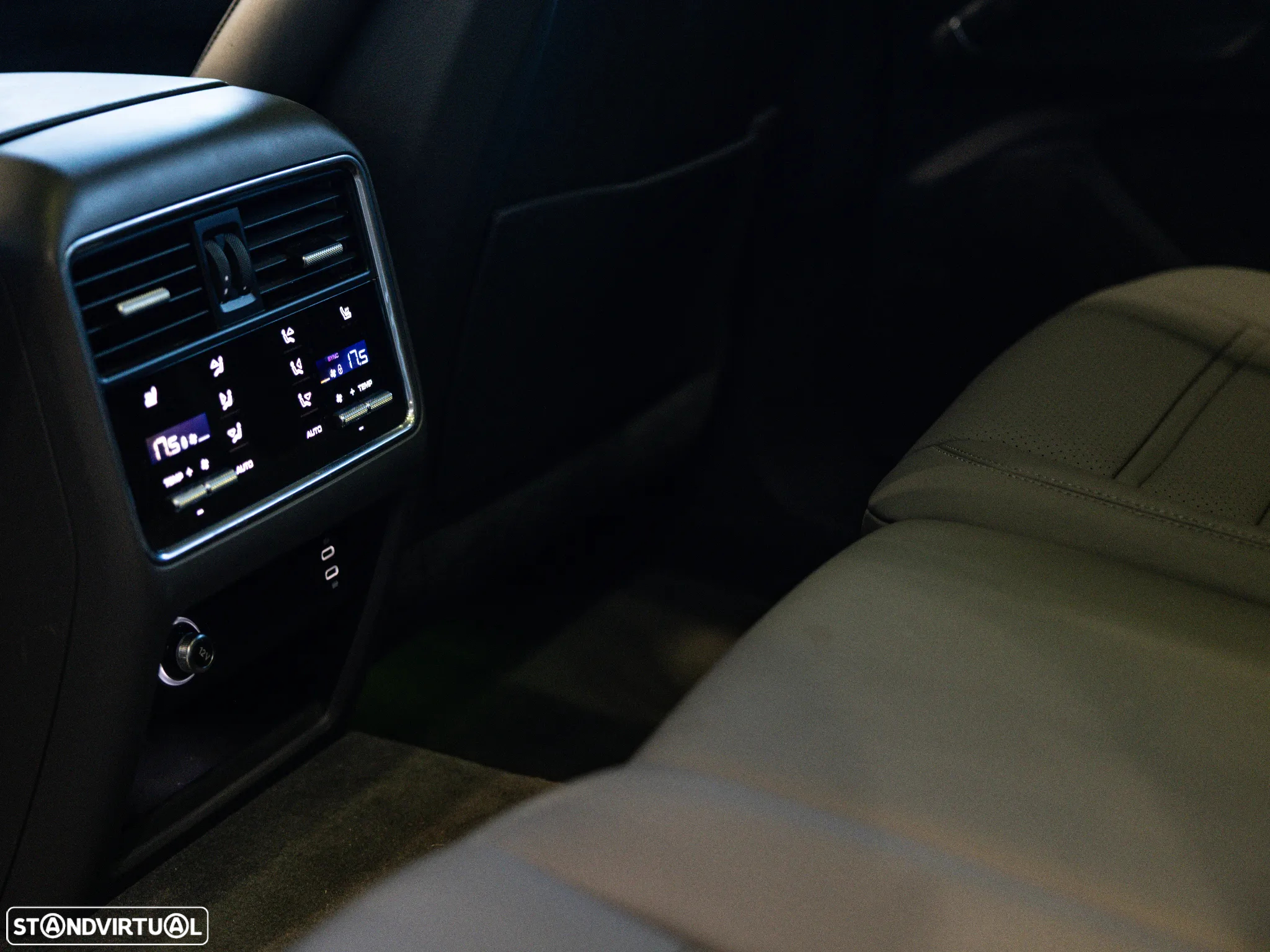 Porsche Cayenne E-Hybrid Platinum Edition - 31