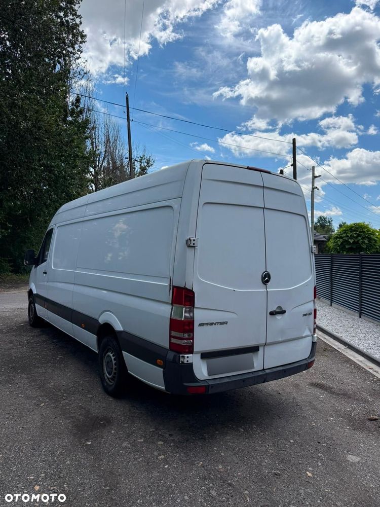 Mercedes-Benz SPRINTER - 8