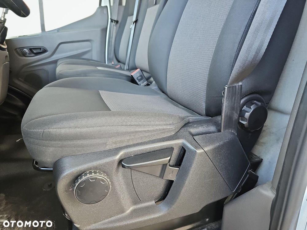 Ford transit - 13