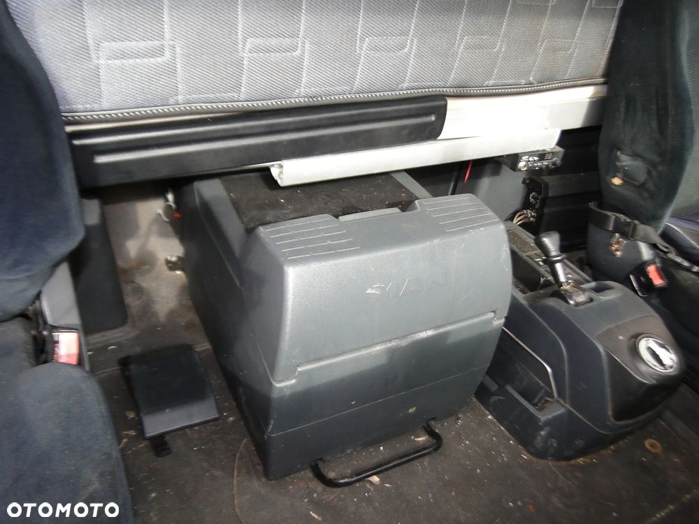 MAN TGX I XXL 18.480 KABINA SPOILERY KOMPLETNA 07-12r EUROPA - 26