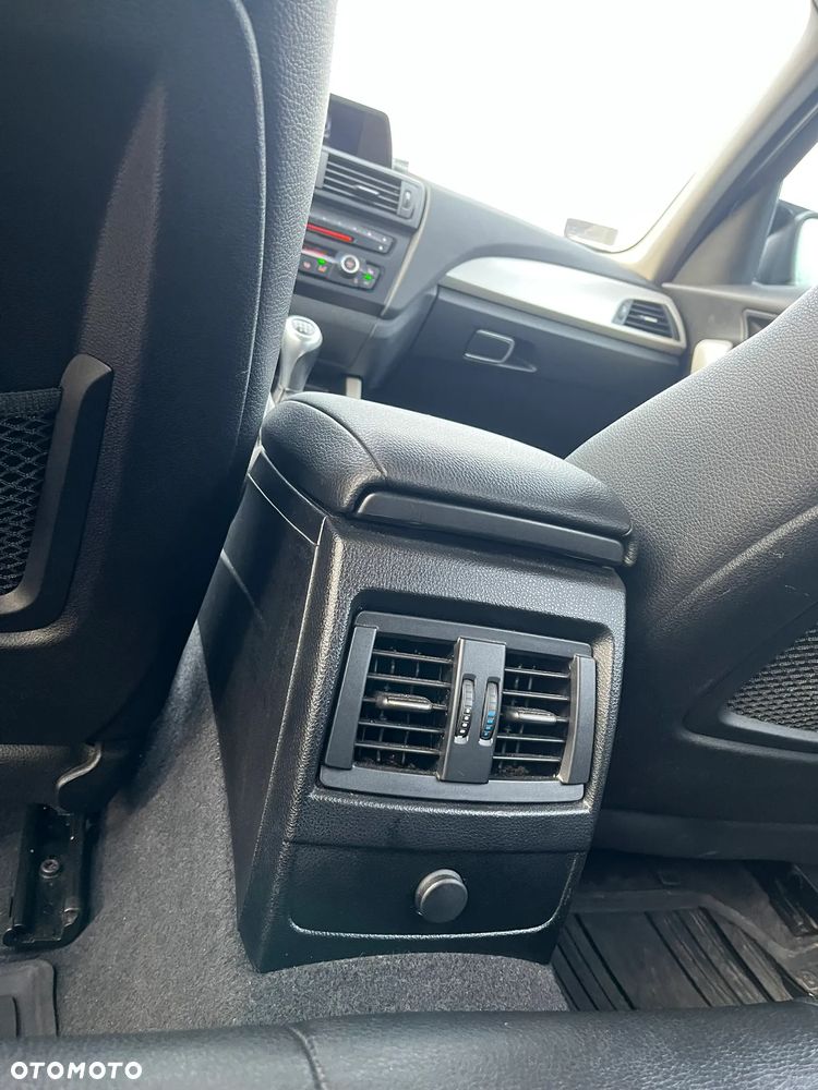 BMW Seria 1 120d - 14