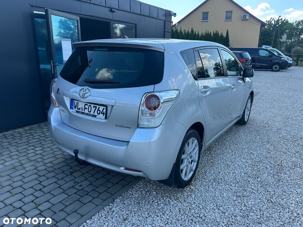 Toyota Verso 1.8 Executive - 6