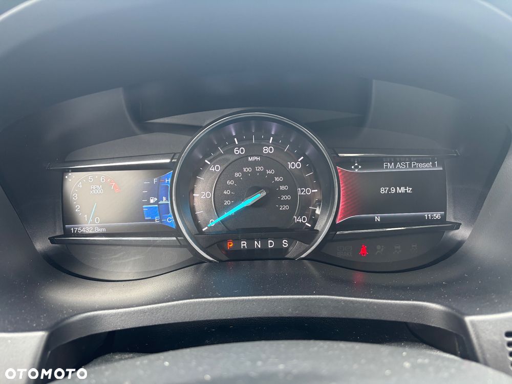Ford Explorer - 20