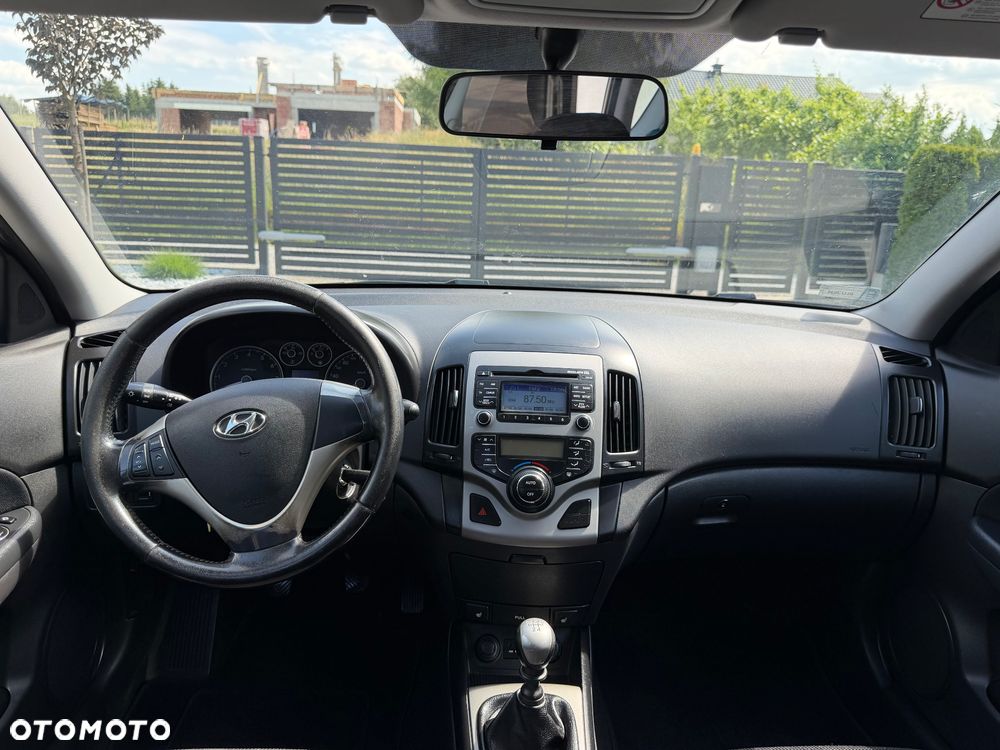 Hyundai i30 1.6 Premium - 26
