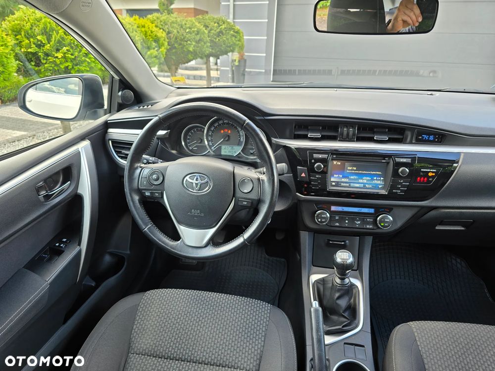 Toyota Corolla 1.6 Premium - 7