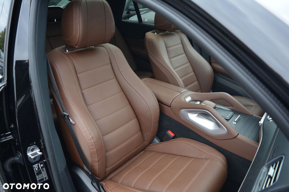 Mercedes-Benz GLE - 27