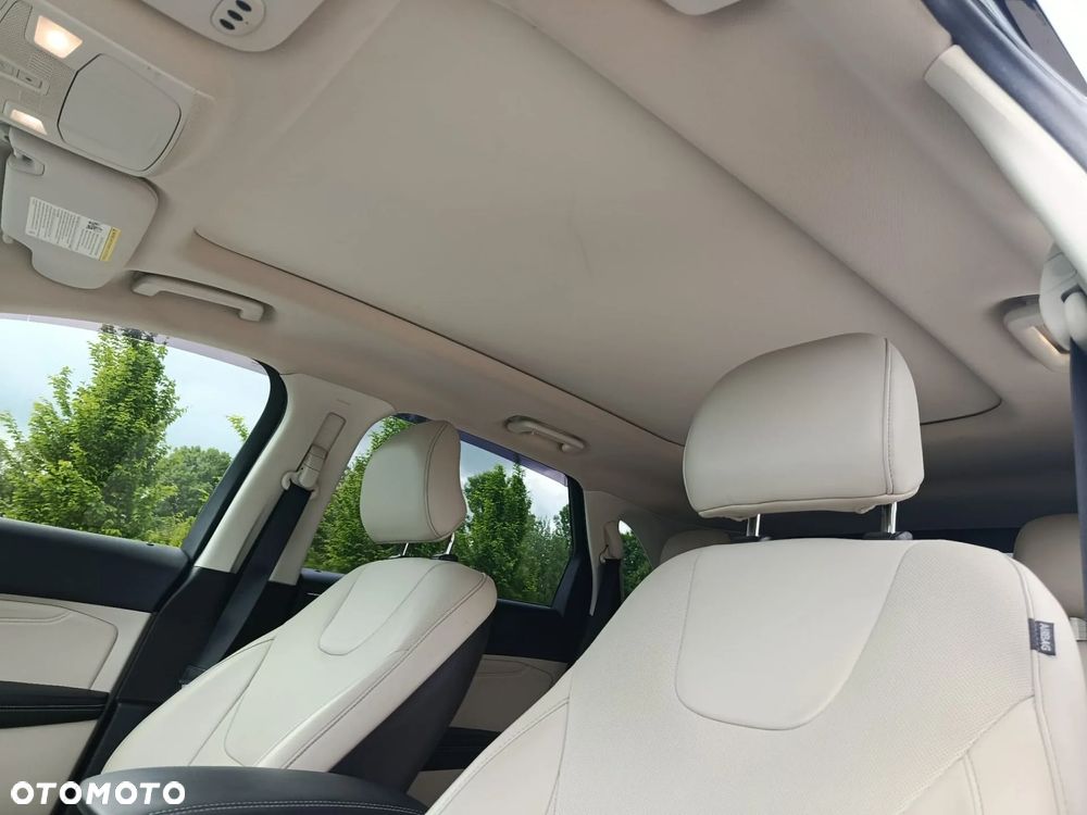 Ford Edge - 16